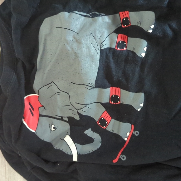 Boys bundle of long and short sleeve shirts - Picture 2 of 6